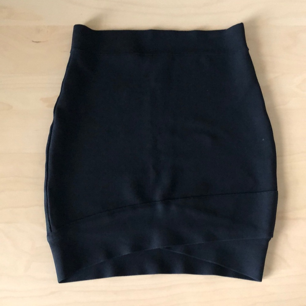 BCBG MAXAZRIA Bodycon Skirt with Tulip Hem